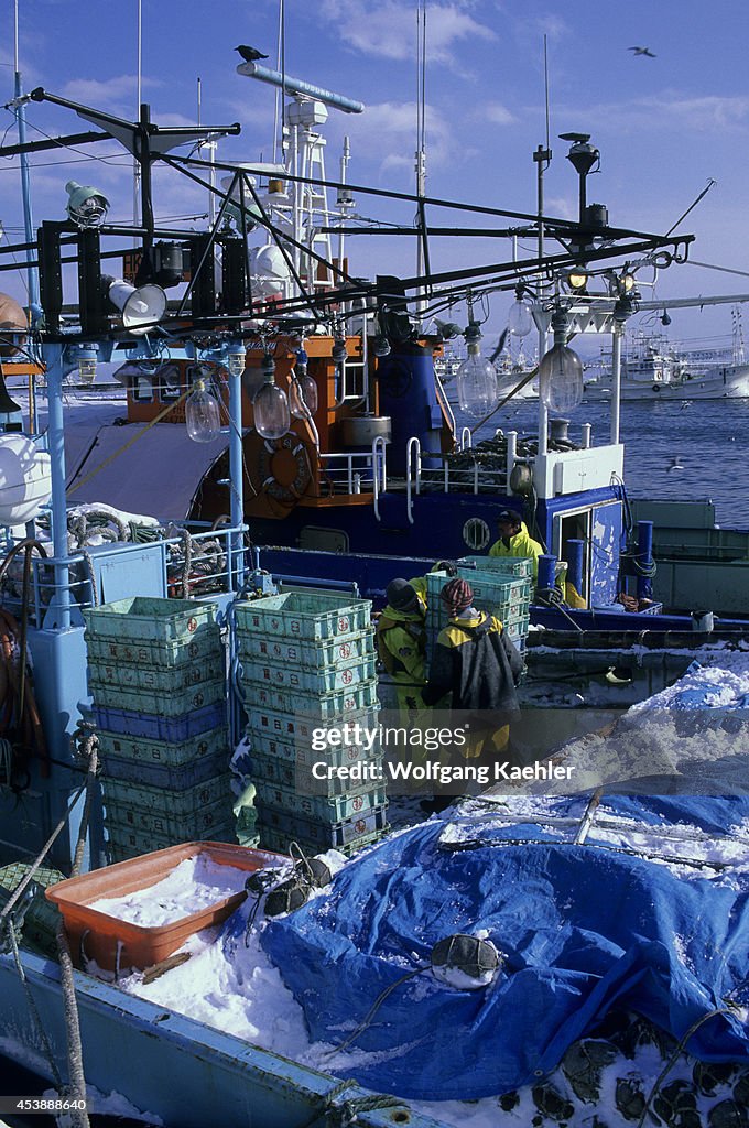 Japan, Hokkaido Island, Shiretoko Peninsula, Rausu, Harbor,...