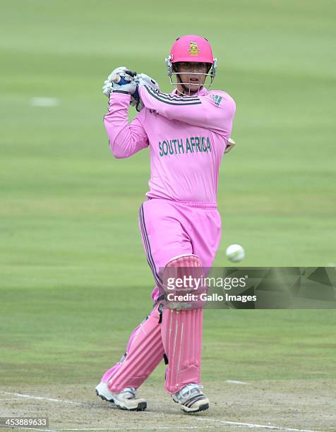 Quinton de Kock of South Africa hits a boundary during the 1st Momentum ODI match between South Africa and India at Bidvest Wanderers Stadium on...