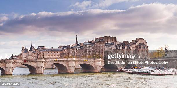 pont neuf and the ile de la cite. - seine maritime stock pictures, royalty-free photos & images