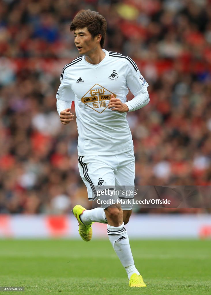 Manchester United v Swansea City - Premier League