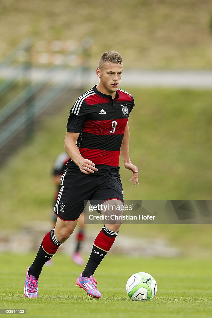 U17 Germany v U17 Switzerland - TOTO Cup