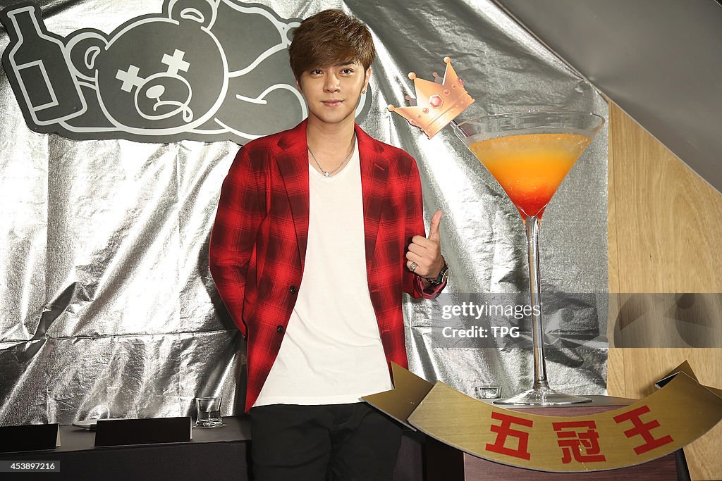 Show Lo Attends Live Tour DVD Press Conference