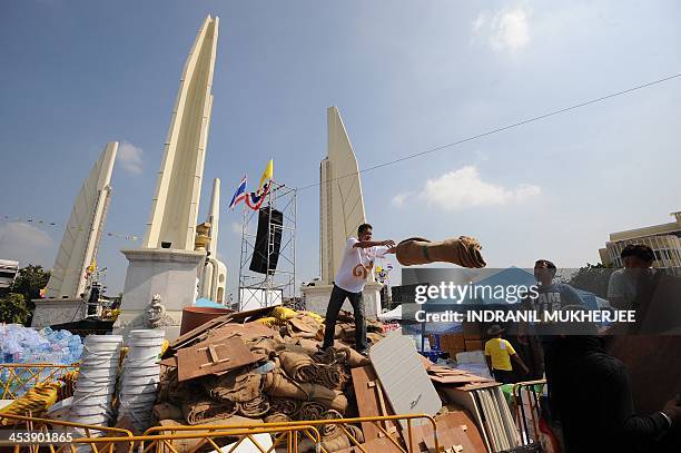 Gunney Shell 188 What Is A Gunny Sack Stock Photos, High-Res Pictures, and Images ...