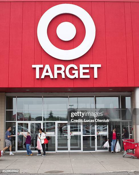 Target Toronto 242 Park Danforth Stock Photos, High-Res Pictures, and Images - Getty ...