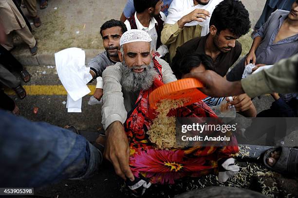 7,948 Pakistan Boy Stock Photos, High-Res Pictures, and Images - Getty ...