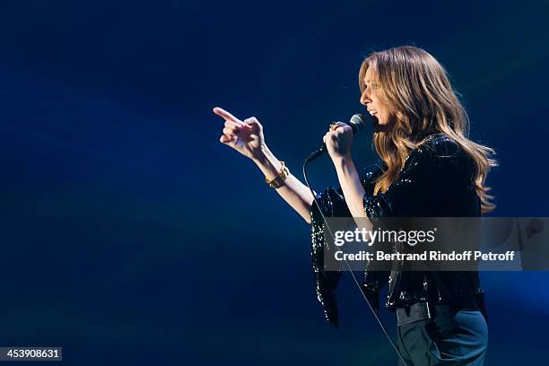 Singer Celine Dion performs at the Palais Omnisports de Bercy on December 5, 2013 in Paris, France.