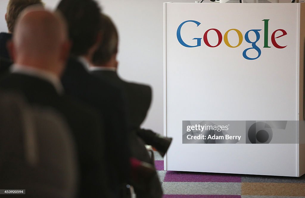 Google Chief Economist Hal Varian Speaks To The Media