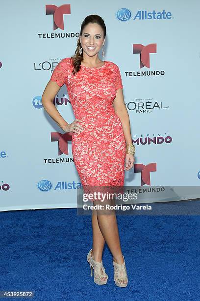 Ivette Machin arrives at Premios Tu Mundo Awards at American Airlines Arena on August 21, 2014 in Miami, Florida.