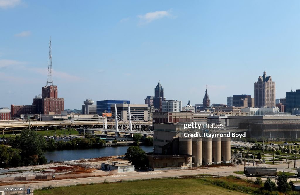 Milwaukee Cityscapes And City Views