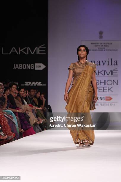Konkona Sen Sharma showcases designs by Anavila during day 2 of Lakme Fashion Week Winter/Festive 2014 at The Palladium Hotel on August 21, 2014 in...