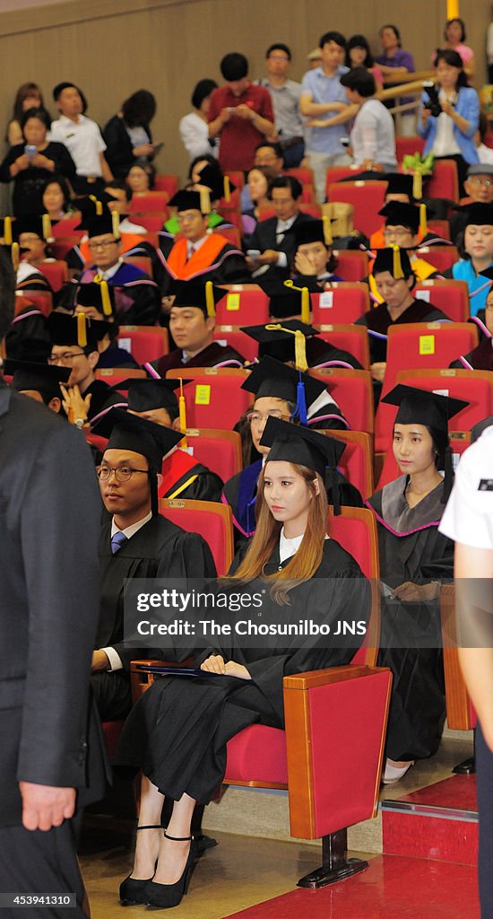 Seo-Hyun of Girls' Generation Graduation from Dongguk University