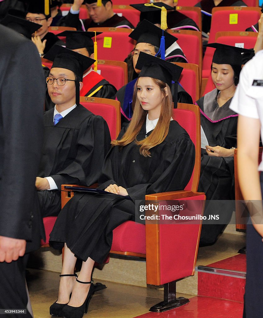 Seo-Hyun of Girls' Generation Graduation from Dongguk University