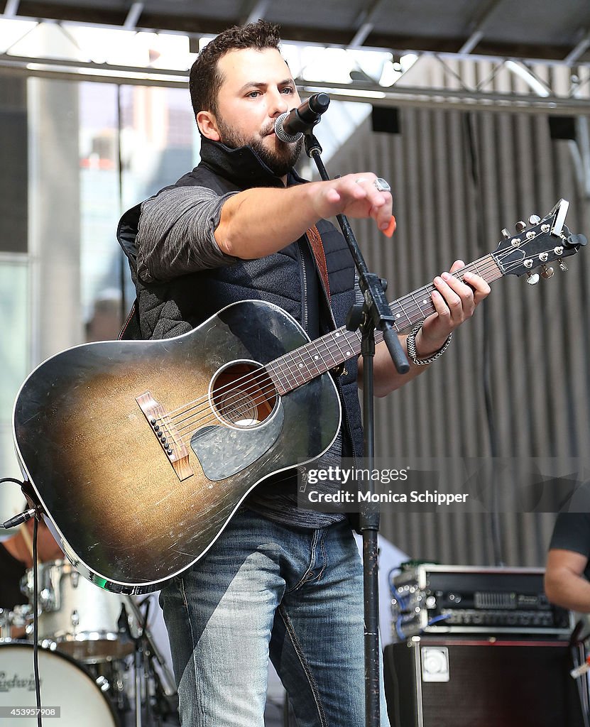 "FOX & Friends" All American Concert Series - Tyler Farr