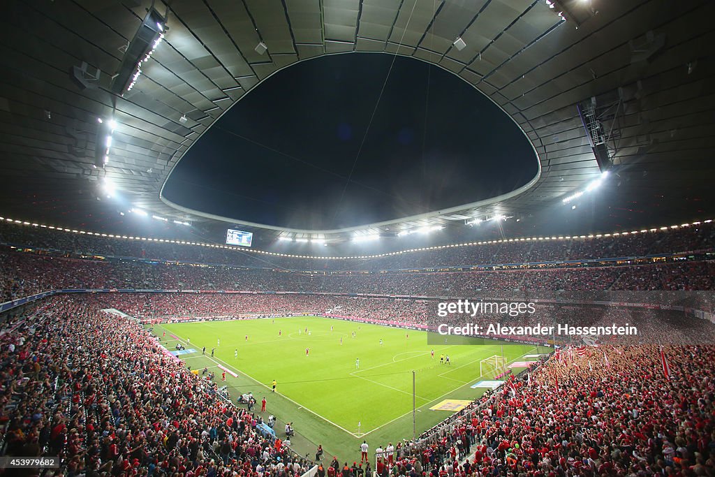 FC Bayern Muenchen v VfL Wolfsburg - Bundesliga