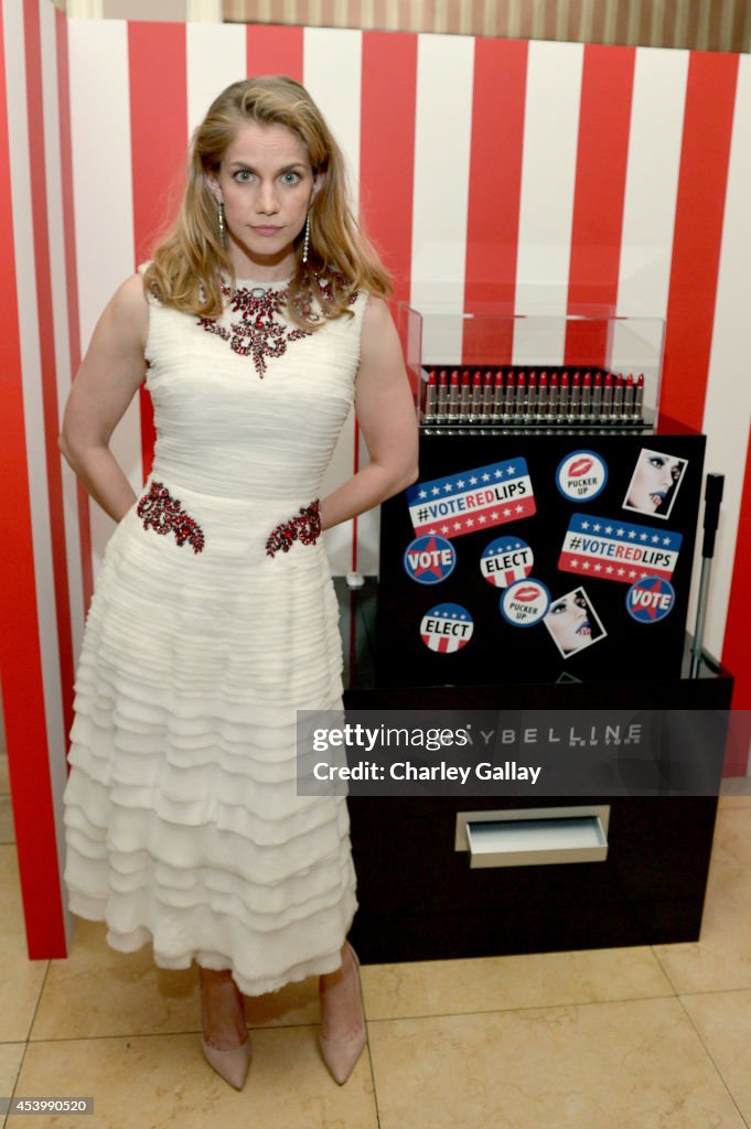 Vanity Fair And Maybelline New York Toast The Emmy-Nominated "VEEP"