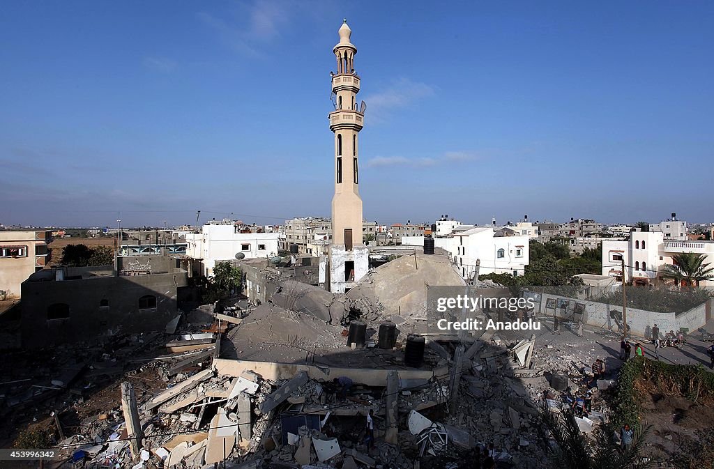 Israeli airstrike hit Khalil Al-Rahman mosque in Khan Yunis