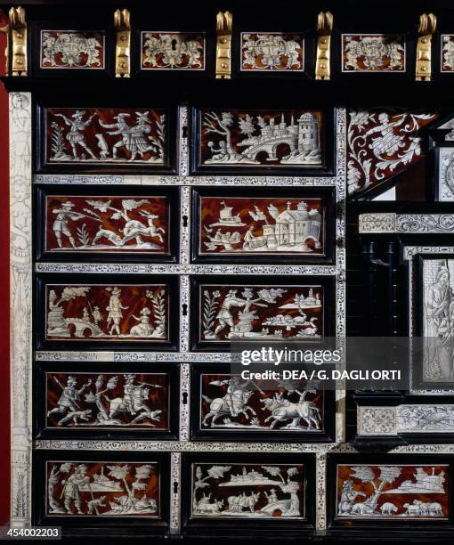 Inlay Renaissance 151 Bone Inlay Stock Photos, High-Res Pictures, and Images - Getty Images