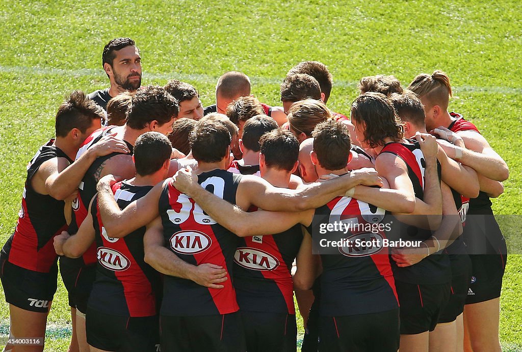 AFL Rd 22 - Essendon v Gold Coast