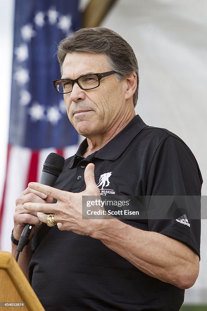 Texas Governor Rick Perry Attends New Hampshire GOP Events