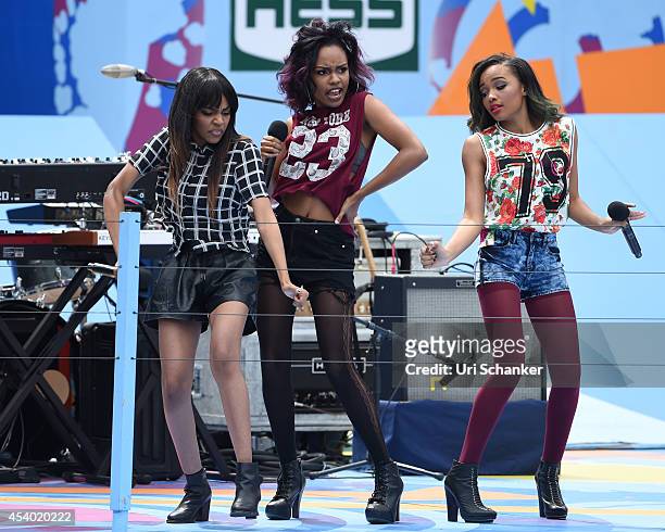China Anne McClain, Sierra McClain and Lauryn McClain of McClain perform during the 2014 Arthur Ashe Kids' Day at USTA Billie Jean King National...