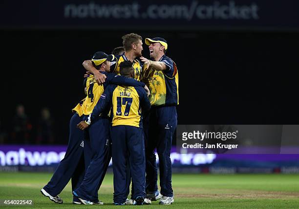 Ian Bell and team mates celebrate victory during the Natwest T20 Blast Final match between Birmingham Bears and Lancashire Lightning at Edgbaston on...