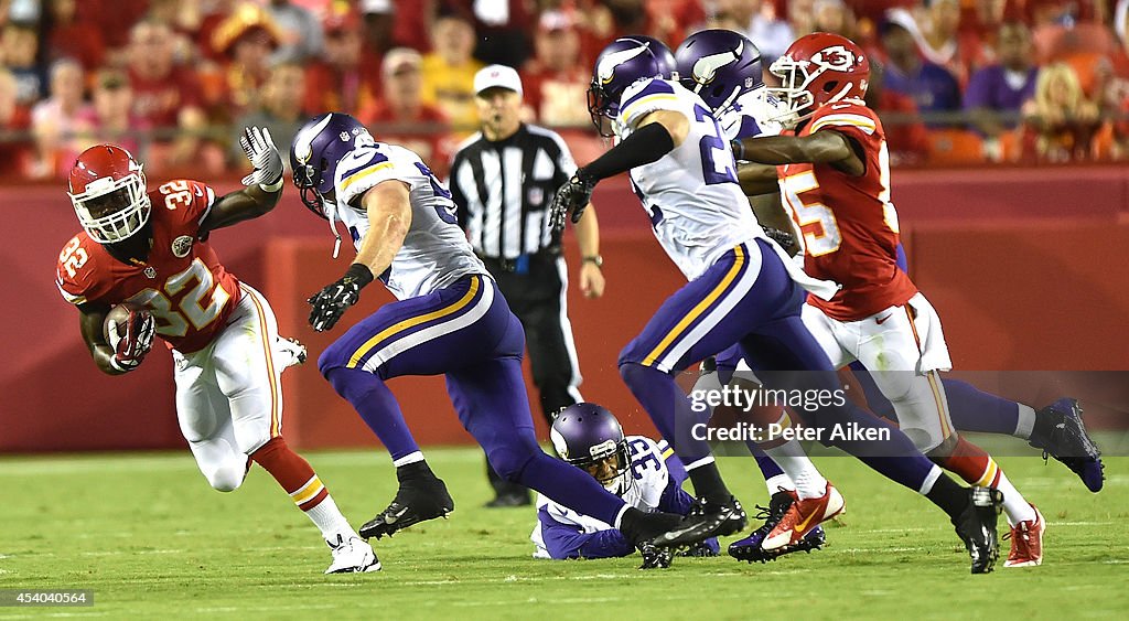 Minnesota Vikings v Kansas City Chiefs