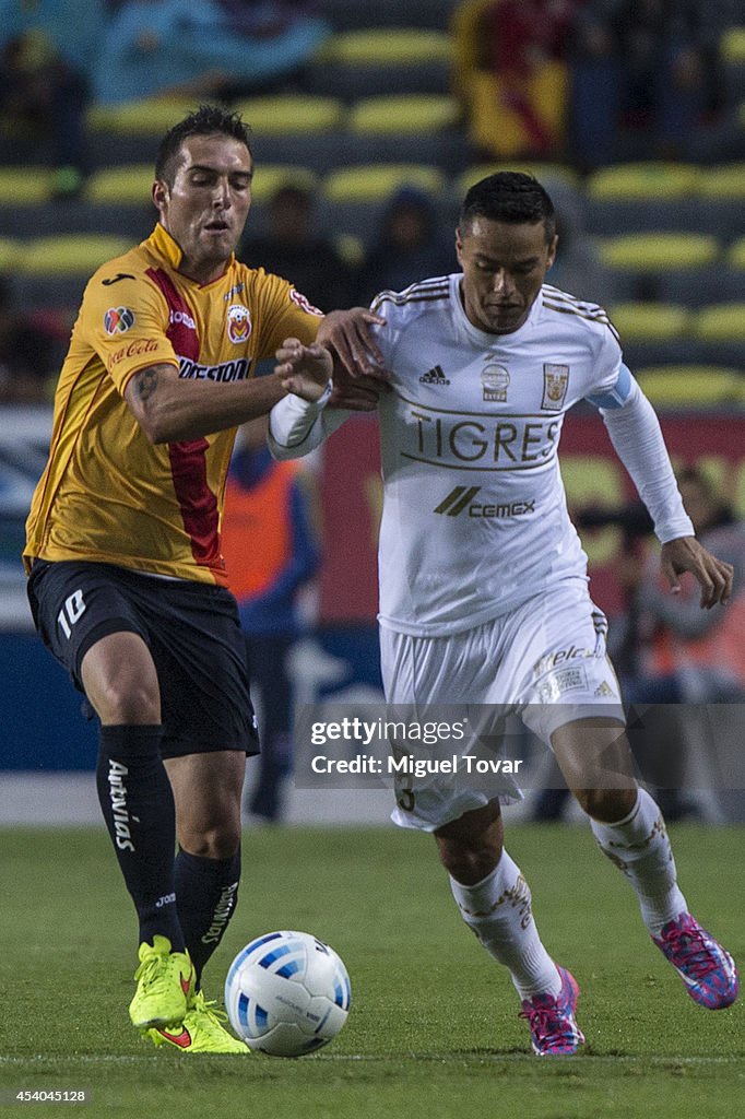 Morelia v Tigres UANL - Apertura 2014 Liga MX