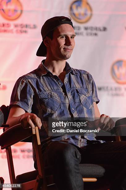 Cory Michael Smith attends Wizard World Chicago Comic Con 2014 at Donald E. Stephens Convention Center on August 23, 2014 in Chicago, Illinois.