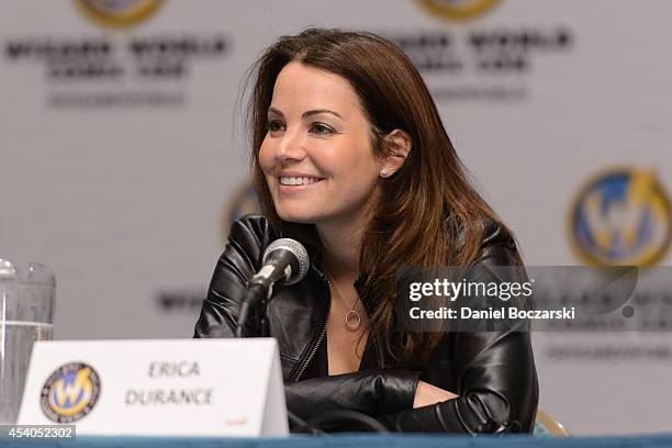 Erica Durance attends Wizard World Chicago Comic Con 2014 at Donald E. Stephens Convention Center on August 23, 2014 in Chicago, Illinois.