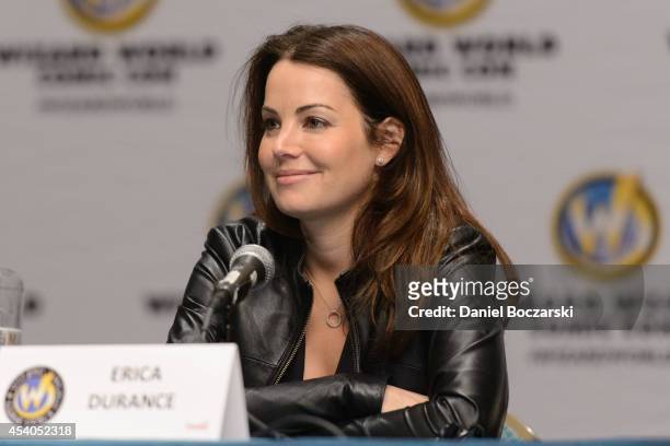 Erica Durance attends Wizard World Chicago Comic Con 2014 at Donald E. Stephens Convention Center on August 23, 2014 in Chicago, Illinois.