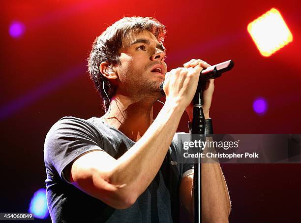 Recording artist Enrique Iglesias performs onstage during KIIS FMs Jingle Ball 2013 at Staples Center on December 6, 2013 in Los Angeles, CA.