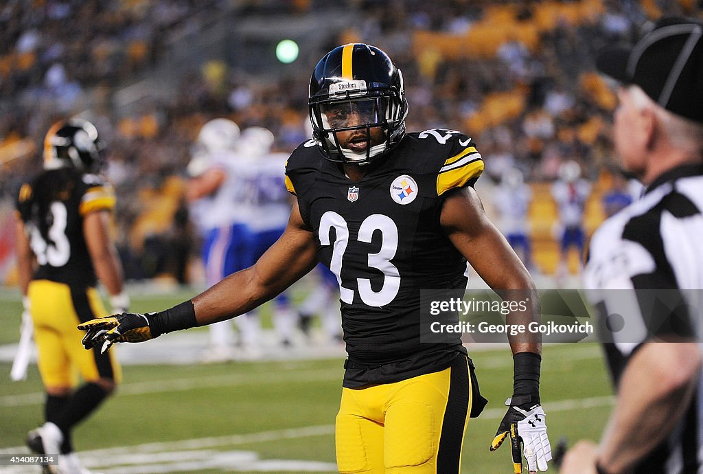 Buffalo Bills v Pittsburgh Steelers