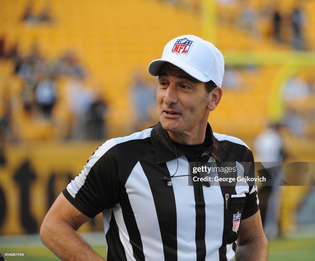 Buffalo Bills v Pittsburgh Steelers