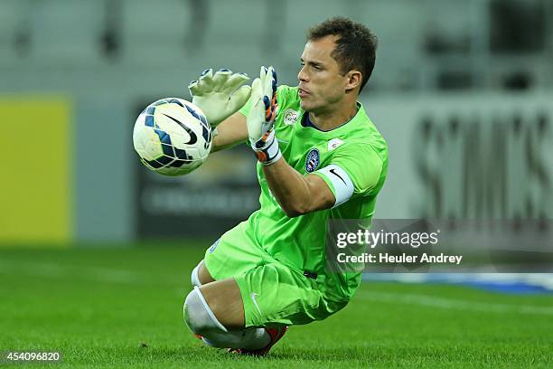 Marcelo Lomba of Bahia during the match between Atletico-PR and Bahia for the Brazilian Series A 2014 at Arena da Baixada on August 24, 2014 in...