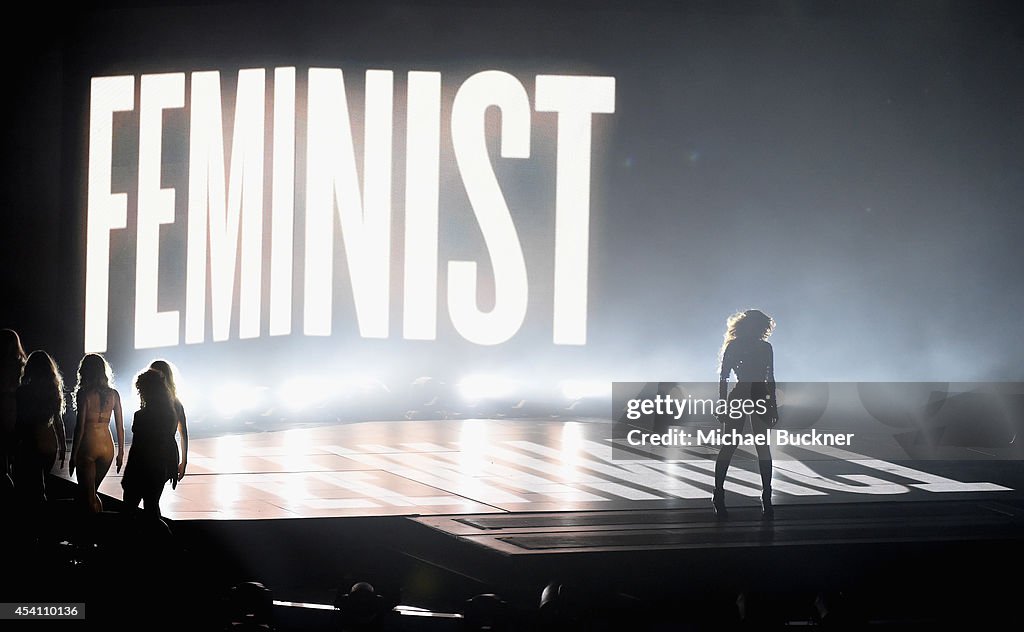 2014 MTV Video Music Awards - Show