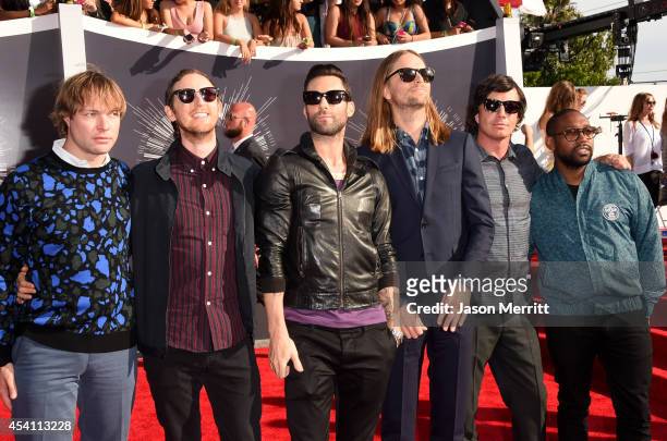 Musicians Mickey Madden, Jesse Carmichael, Adam Levine, James Valentine, Matt Flynn, and PJ Morton of Maroon 5 attend the 2014 MTV Video Music Awards...