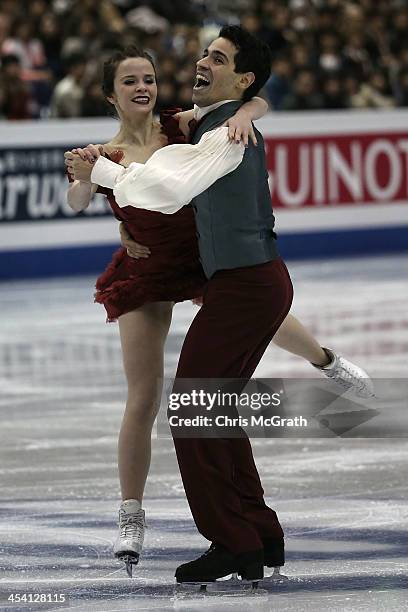 Anna Cappellini and Luca Lanotte of Italy compete in the Ice Dance Free Dance Final during day three of the ISU Grand Prix of Figure Skating Final...