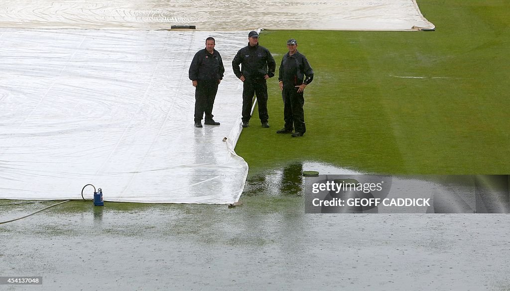 CRICKET-ENG-IND