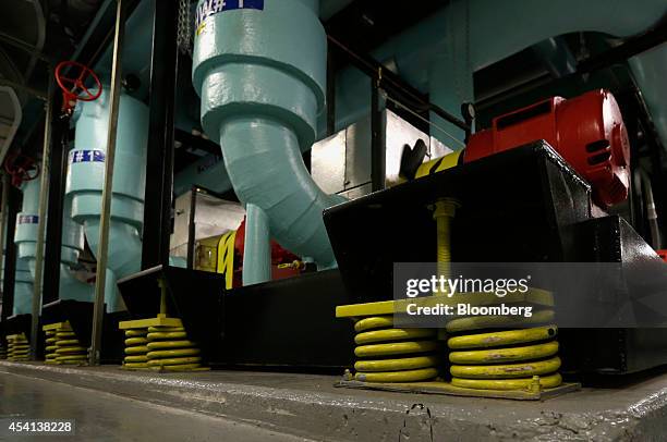 Boiler Condenser Spring Condenser Coil Photos and Premium High Res Pictures - Getty Images