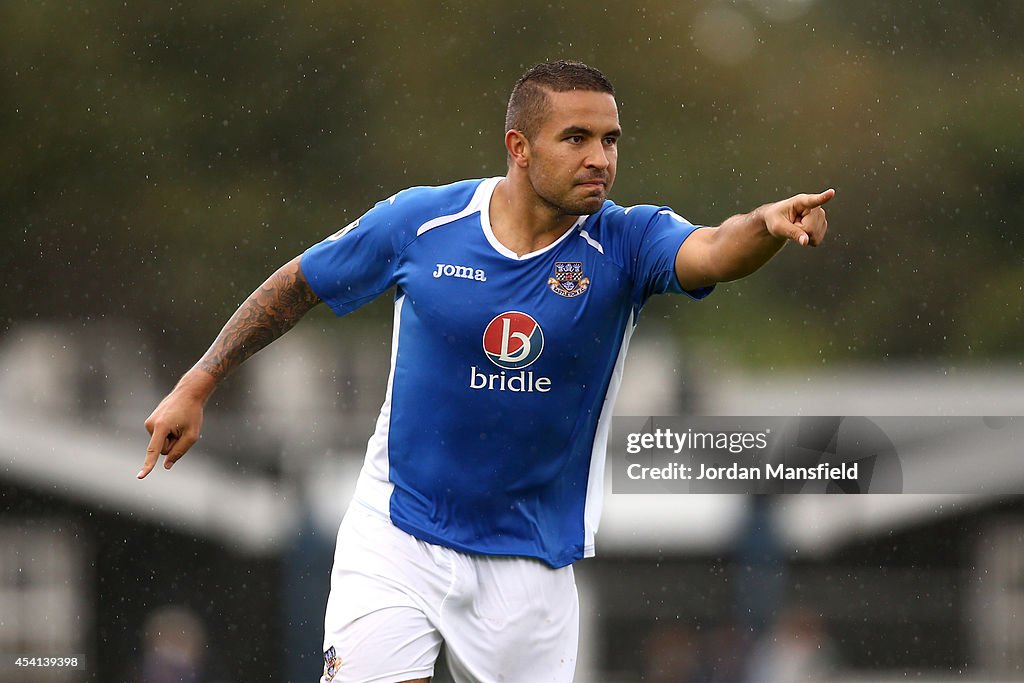 Eastleigh v Welling United - Vanarama Conference