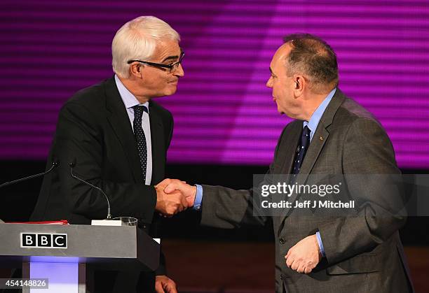 Alex Salmond First Minister of Scotland and Alistair Darling chairman of Better Together take part in a live television debate by the BBC in the...