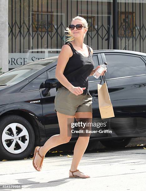 Kayte Walsh Photos and Premium High Res Pictures - Getty Images