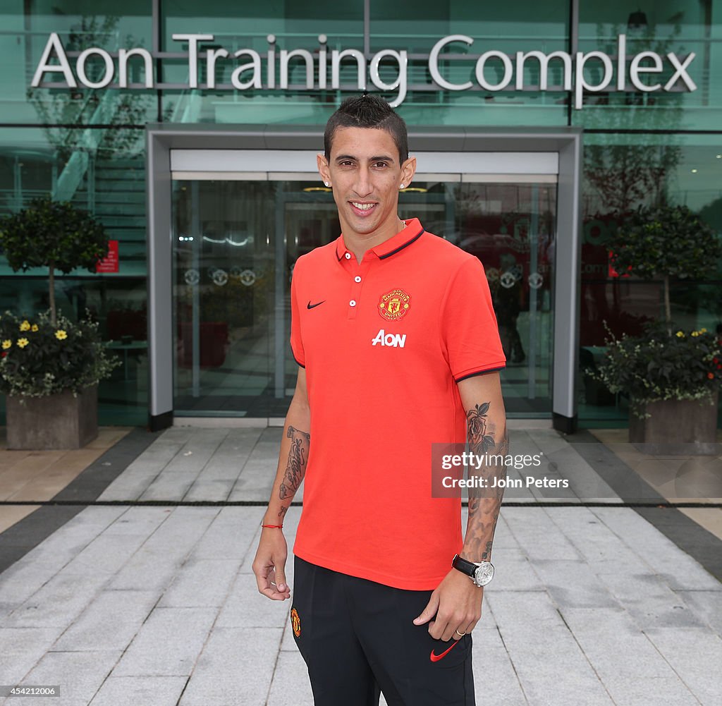 Manchester United Unveil Record Signing Angel di Maria