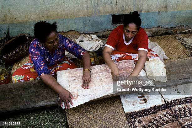 Tonga Islands,vava'u Isl. Tapa Cloth Production, Women Rubbing Design Onto Cloth.