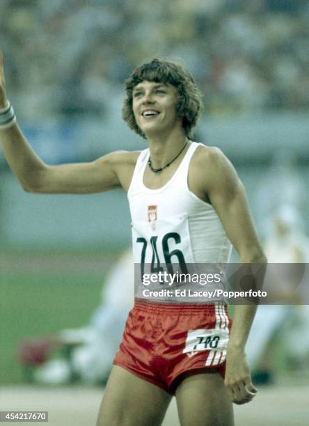 16 Jacek Wszola Stock Photos, HighRes Pictures, and Images Getty Images