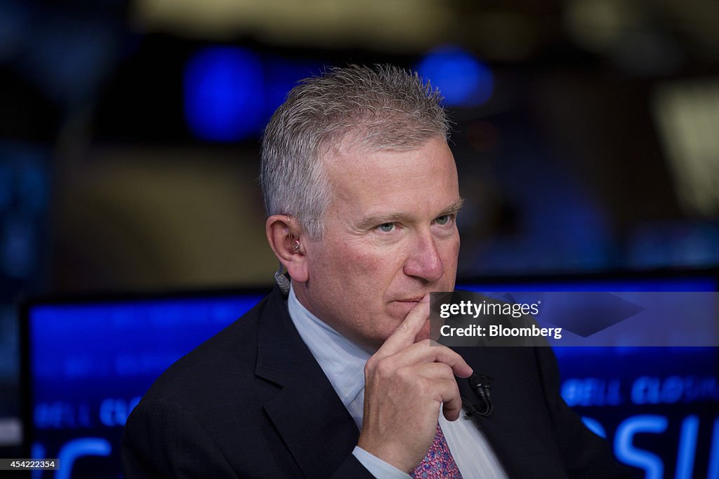 Niederauer Family Rings Closing Bell At NYSE To Honor Former CEO Duncan Niederauer Retirement