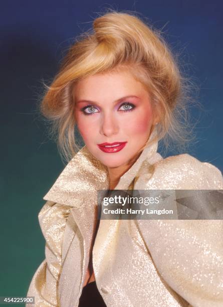 Actress Donna Dixonposes for a portrait in 1987 in Los Angeles, California.