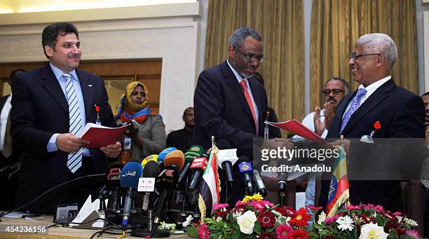 Egyptian Minister of Irrigation, Hossam Maghazi , Sudan's Water Resources and Electricity Minister Muattaz Musa Abdallah Salims and Ethiopian Water...