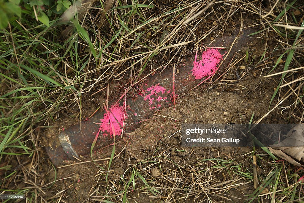 Salvage Teams Still Collect Unexploded Shells At Verdun 100 Years Since WWI