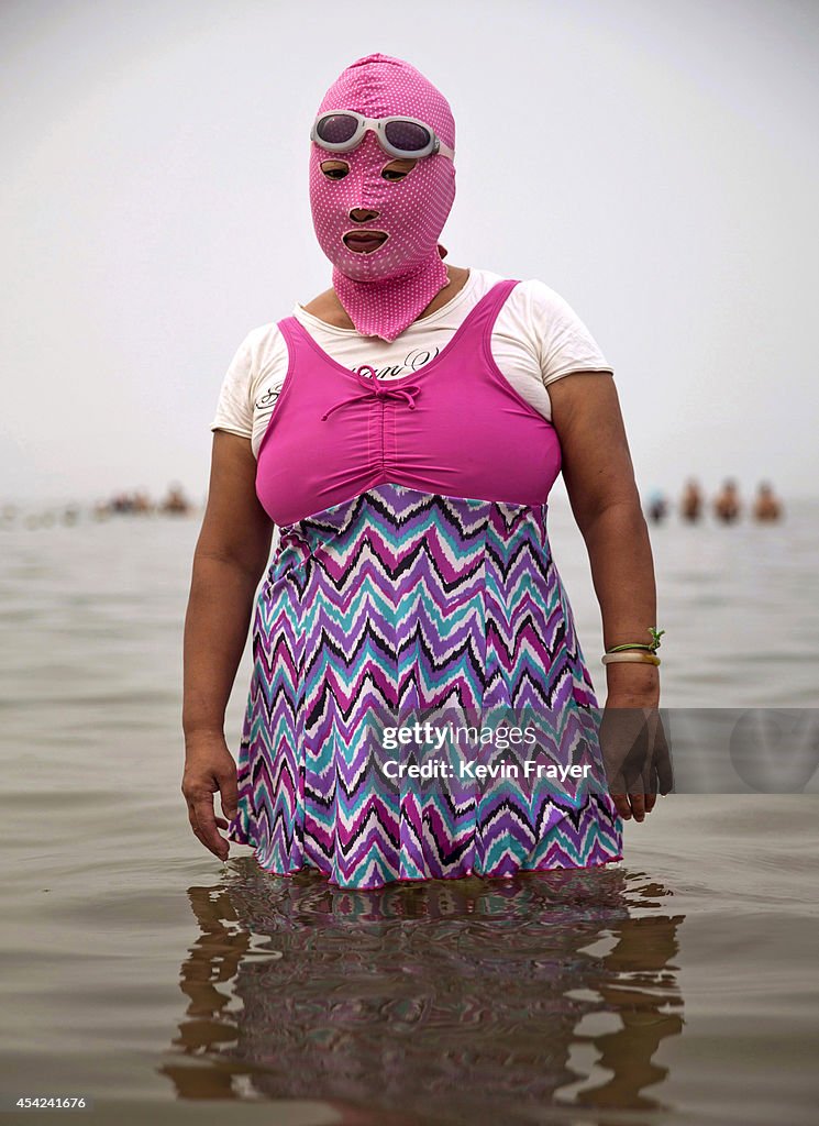 China's Face-kini Becomes Unlikely Global Fashion Hit